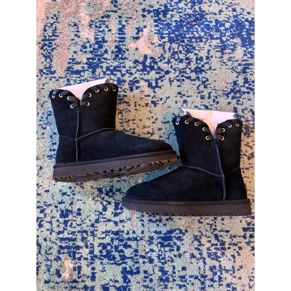 Authentic Ugg Boots - Aidah, Black